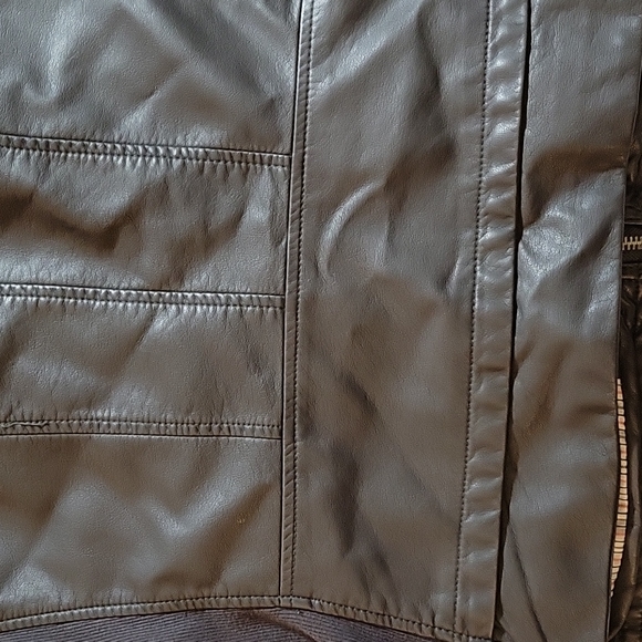 BLACK RIVET XL FAUX LEATHER JACKET - Picture 7 of 12